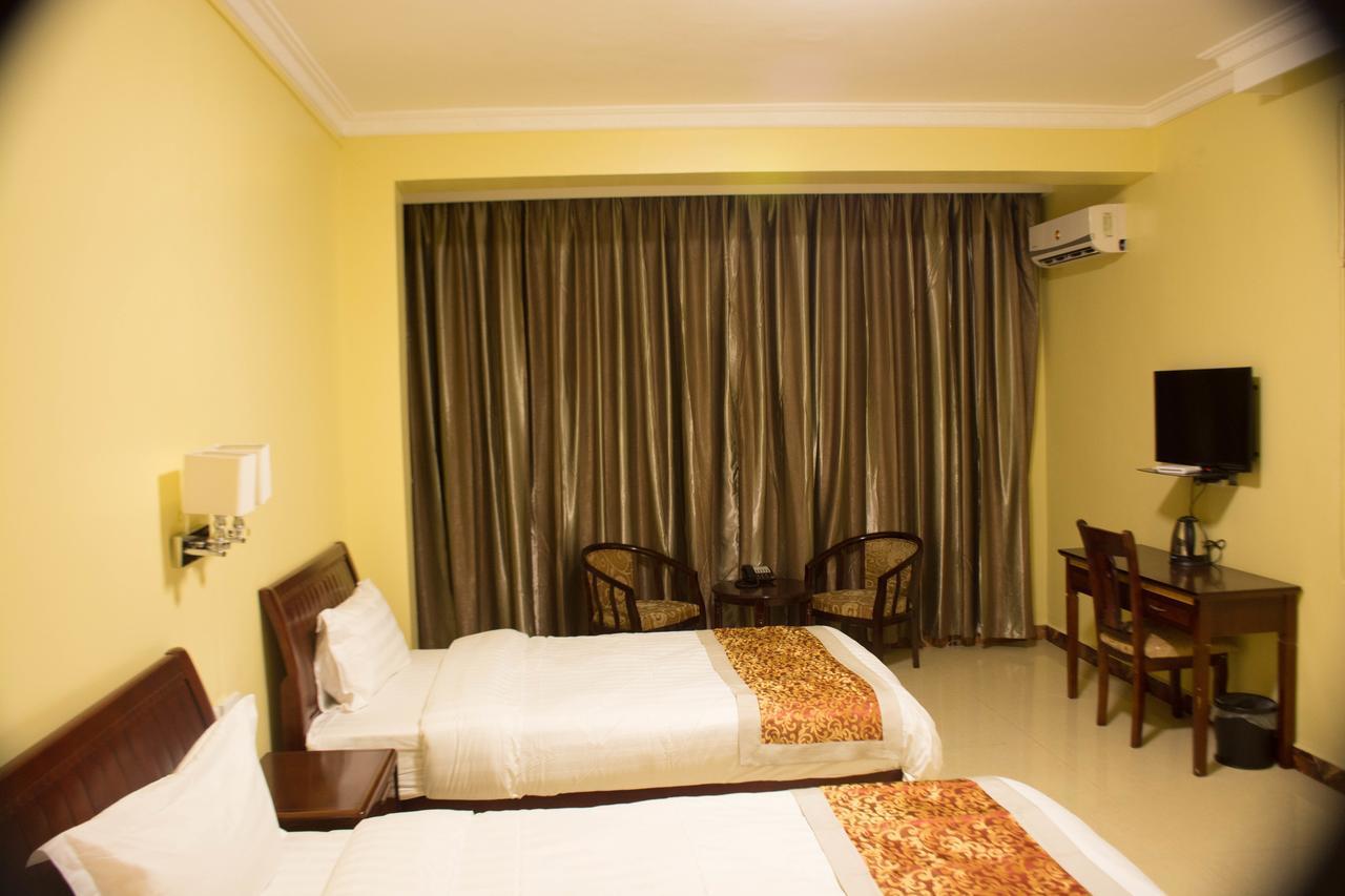 Hong Kong Hotel 다르에스살람 외부 사진